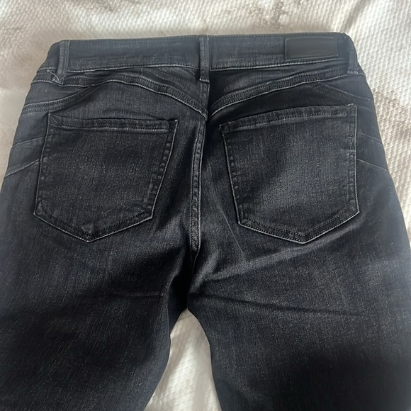 Express Black Jeggings Mid-Rise Stretch+ Denim Perfect Lift Size 8R - Picture 5 of 8
